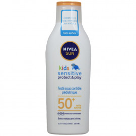 Nivea Sun solar milk 200 ml. Protection 50 protects & sensitive kids.