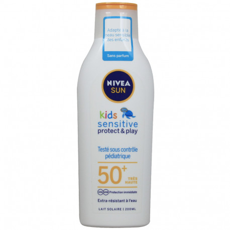 Nivea Sun solar milk 200 ml. Protection 50 Protect & sensitive kids.