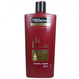 Tresemmé shampoo 700 ml. Smooth keratin with Marula oil.