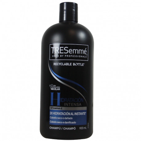 Tresemmé shampoo 900 ml. Intense hydration.