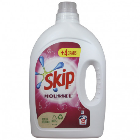 Skip liquid detergent 28+4 dose. Moussel.