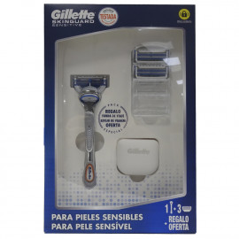 Gillette skinguard pack maquinilla de afeitar 1 u. + 3 recambios + funda Sensitive.