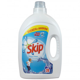 Skip detergente líquido 28 dosis 1,680 l. Active Clean.
