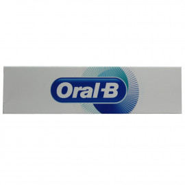 Oral B pasta de dientes 100 ml.